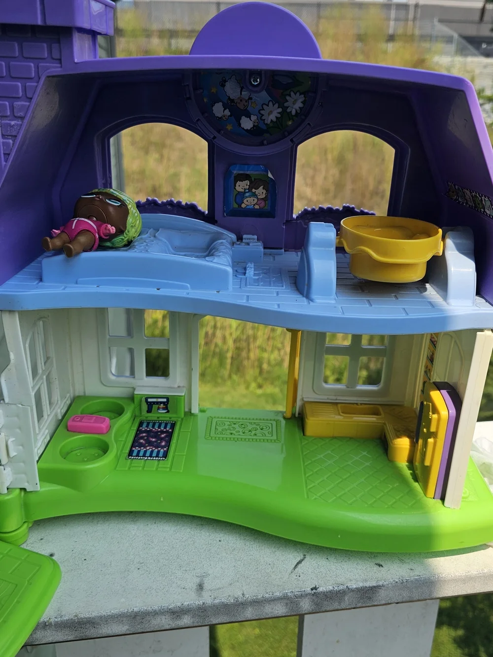 Dollhouse Purple, White & Green Little People Playhouse with Yellow Door